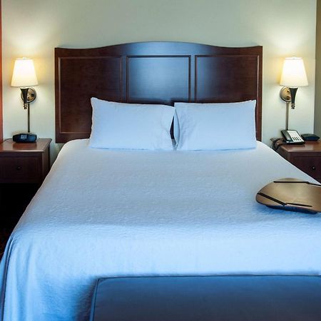 Hampton Inn & Suites Watertown Kültér fotó