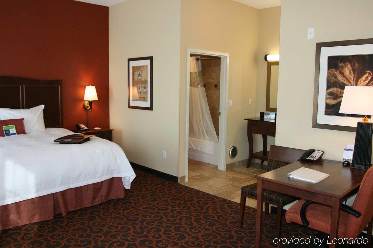 Hampton Inn & Suites Watertown Szoba fotó