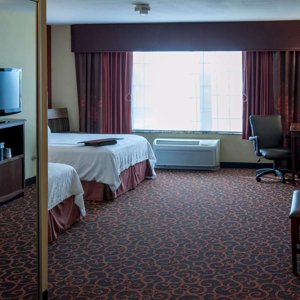 Hampton Inn & Suites Watertown Szoba fotó